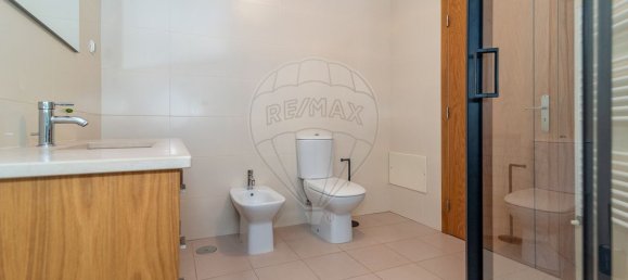 5 غرف نوم منزل في Tavarede, Portugal رقم 172175 35