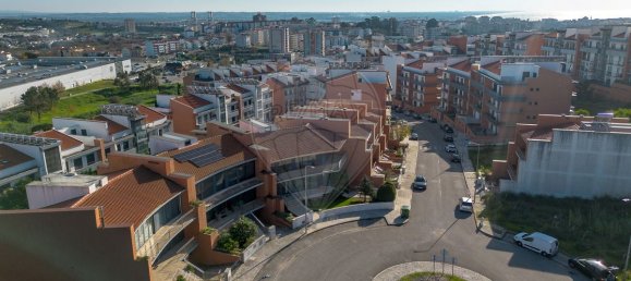 5 غرف نوم منزل في Tavarede, Portugal رقم 172175 3