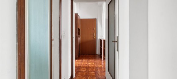 Apartamento de 3 habitaciónes en Desio, Italy No. 9649 32