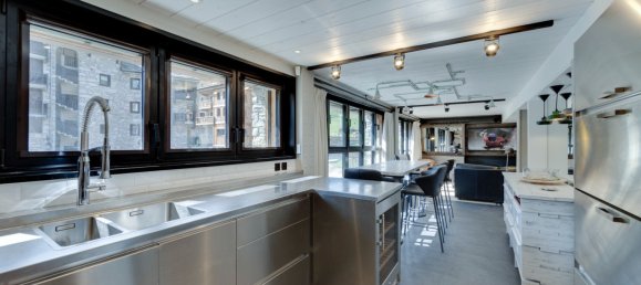 2 chambres Appartement à Val-d'Isère, France No. 541 4