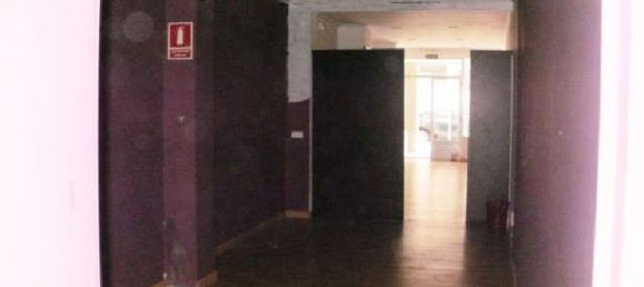 95m² Commercial property in Salamanca, Spain No. 70330 3