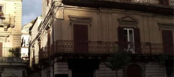 Apartamento de 3 dormitorios en Modica, Italy No. 280783 3