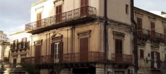 Apartamento de 3 dormitorios en Modica, Italy No. 280783 4