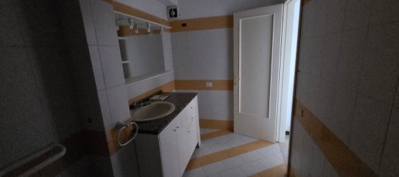4 rooms Apartment in Ancona, Italy No. 300316 13