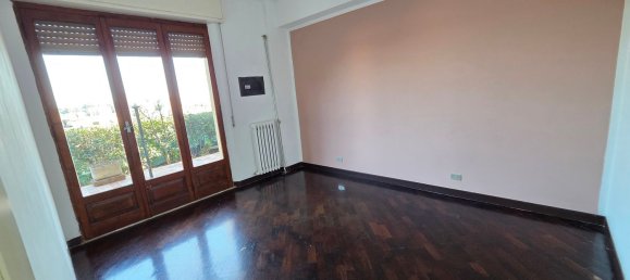 4 rooms Apartment in Ancona, Italy No. 300316 7