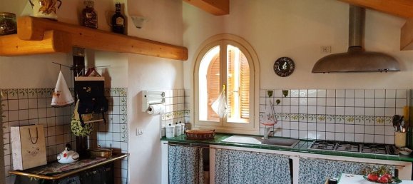 6 rooms Villa in Alta Valle Intelvi, Italy No. 15243 8