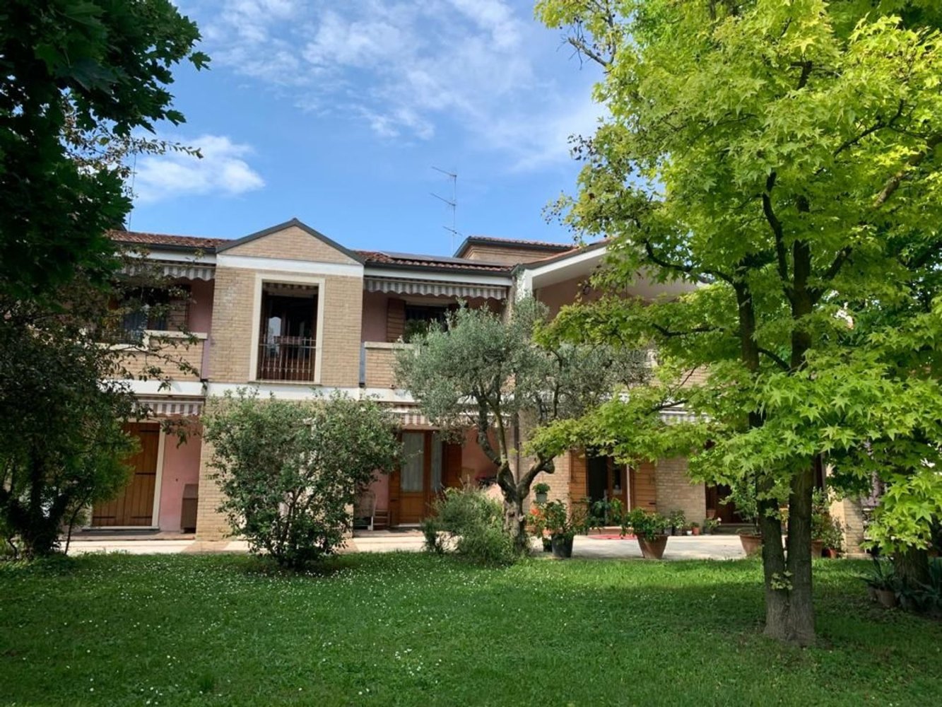 24-Zimmer Villa in Noventa Padovana, Italy, Nr. 255793