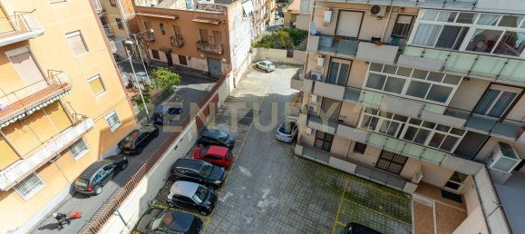 6 rooms Duplex in Catania, Italy No. 199369 27