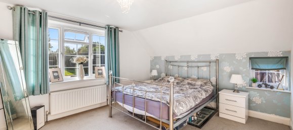 5 Schlafzimmer Haus in Horley, United Kingdom, Nr. 1075 19
