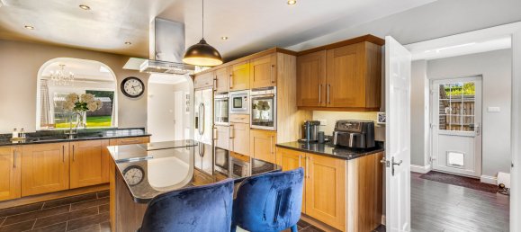 5 Schlafzimmer Haus in Horley, United Kingdom, Nr. 1075 6