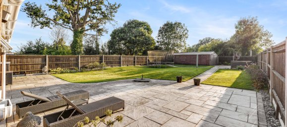 5 Schlafzimmer Haus in Horley, United Kingdom, Nr. 1075 16