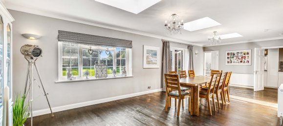 5 Schlafzimmer Haus in Horley, United Kingdom, Nr. 1075 12