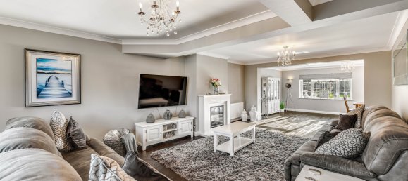 5 Schlafzimmer Haus in Horley, United Kingdom, Nr. 1075 3