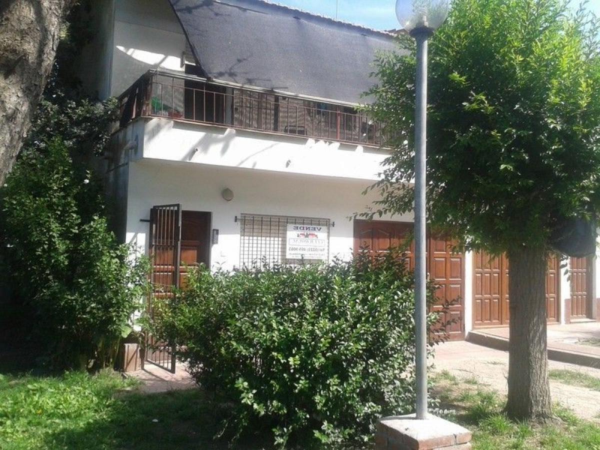 2 bedrooms House in Mar del Plata, Argentina No. 78565