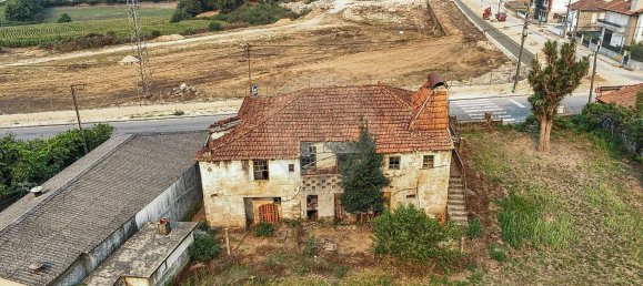 3 bedrooms House in Lousada, Portugal No. 16474 5