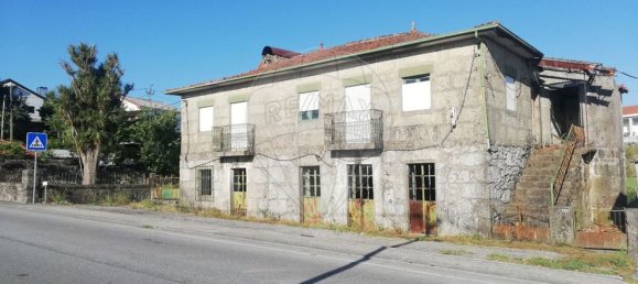 3 bedrooms House in Lousada, Portugal No. 16474 2