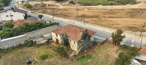 3 bedrooms House in Lousada, Portugal No. 16474 9