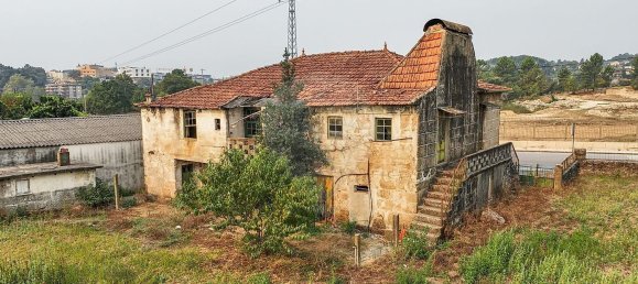 3 bedrooms House in Lousada, Portugal No. 16474 7