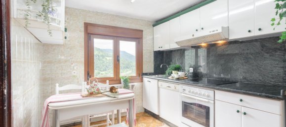 4 bedrooms Villa in Asturias, Spain No. 145178 13
