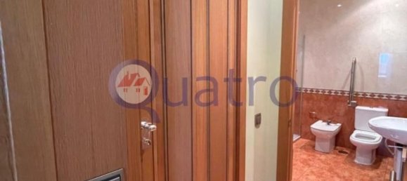 Квартира с 3 спальнями в Леон, Испания № 68403 12