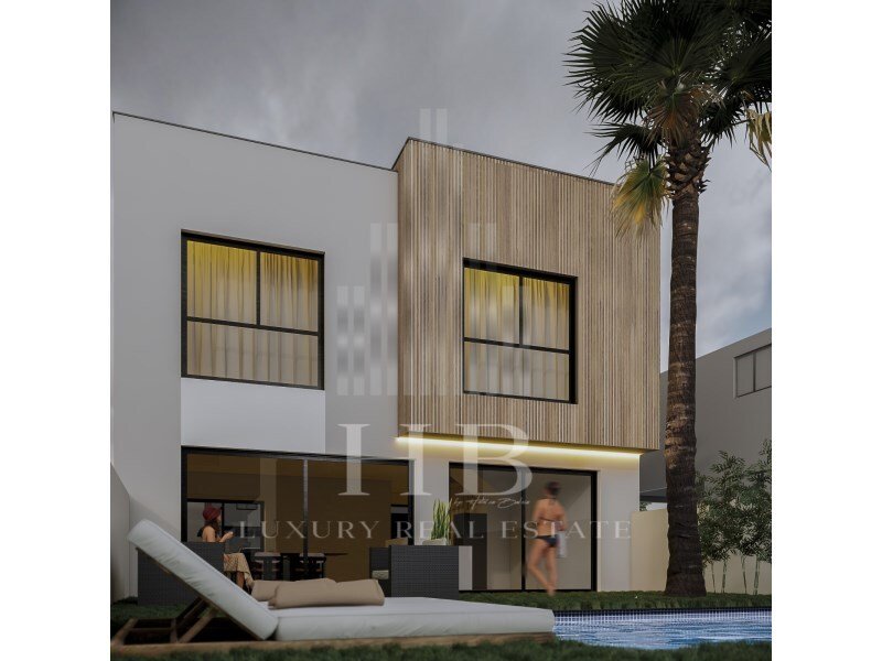 4 bedrooms House in Rio de Mouro, Portugal No. 49120