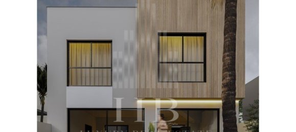 4 bedrooms House in Rio de Mouro, Portugal No. 49120 13