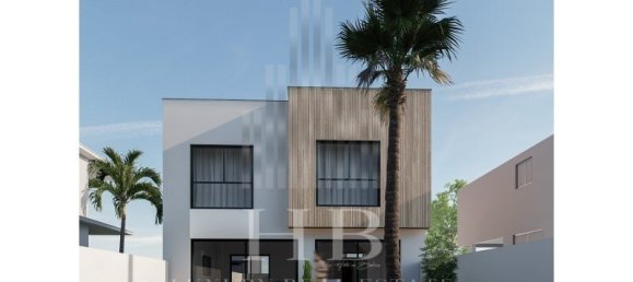 4 bedrooms House in Rio de Mouro, Portugal No. 49120 20