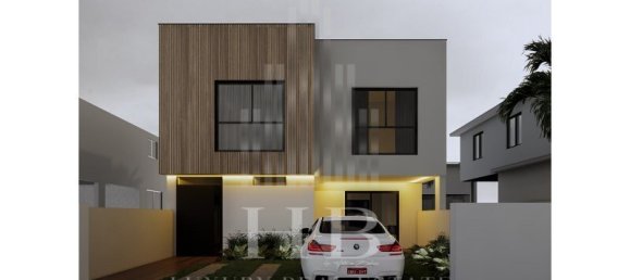 4 bedrooms House in Rio de Mouro, Portugal No. 49120 22