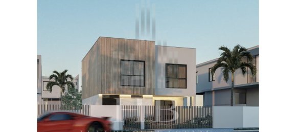 4 bedrooms House in Rio de Mouro, Portugal No. 49120 30