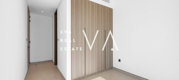 4 bedrooms Villa in Dubai, UAE No. 102747 14