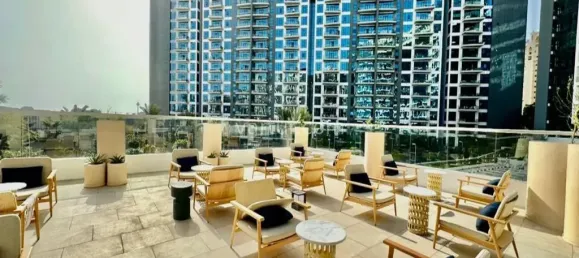 Studio in Dubai, UAE No. 14934 4