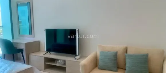 Studio in Dubai, UAE No. 14934 3