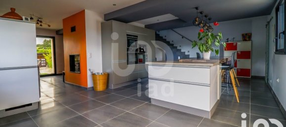 Casa de 7 habitaciónes en Charpont, France No. 51256 15