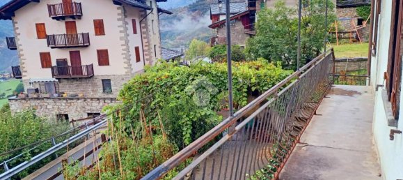 10 rooms Castles in Saint Pierre, Italy No. 21850 10