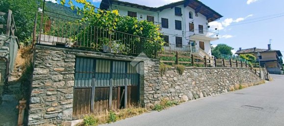 10 rooms Castles in Saint Pierre, Italy No. 21850 21