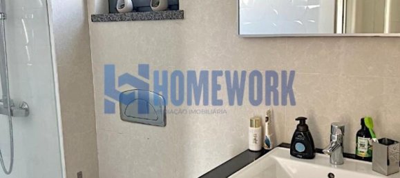 4 bedrooms House in Barreiro, Portugal No. 85035 10