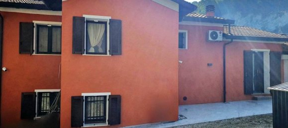 3 chambres Maison à Urbino, Italy No. 344651 6