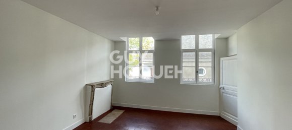 5 bedrooms House in Bourges, France No. 227415 9