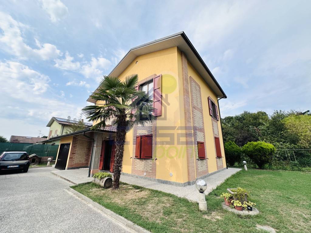 3 chambres Villa à Marudo, Italy No. 344071