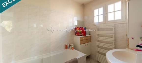 5 bedrooms House in Orry-la-Ville, France No. 226357 13