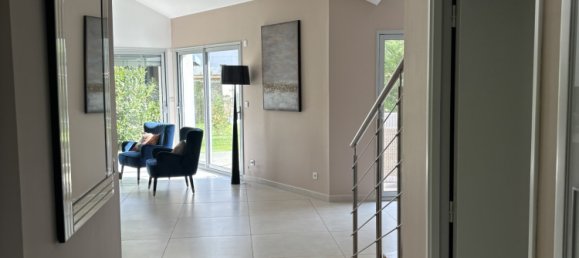 3 bedrooms House in Olivet, France No. 236661 5