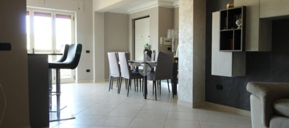 3 rooms Apartment in Montalto Uffugo, Italy No. 298915 7