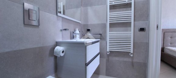 3 rooms Apartment in Montalto Uffugo, Italy No. 298915 30