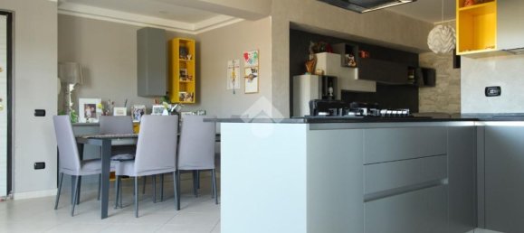 3 rooms Apartment in Montalto Uffugo, Italy No. 298915 5