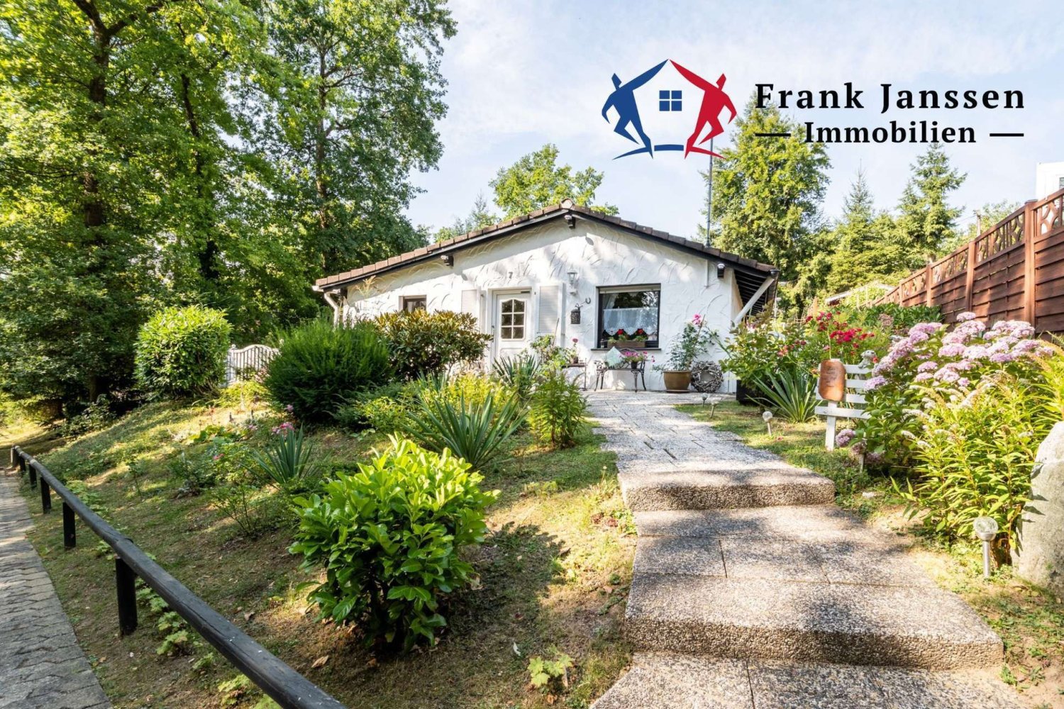 2 غرف نوم بنغالو في Vulkaneifel, Germany رقم 272383