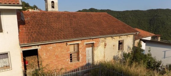 4 rooms House in Cesio, Italy No. 236180 14