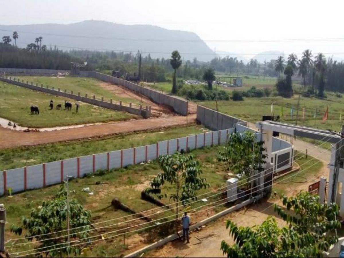  Land in Visakhapatnam, India No. 37362