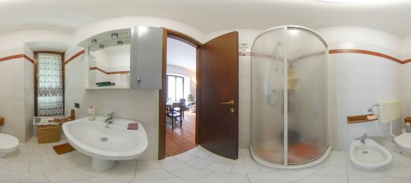 2 rooms Apartment in Valbrona, Italy No. 102603 8