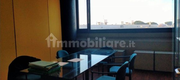 5 rooms Office in Viareggio, Italy No. 251292 4