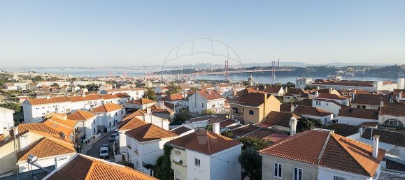 3 bedrooms House in Lisbon, Portugal No. 182641 20